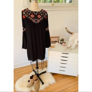 Boho embroidered shift dress - NWT